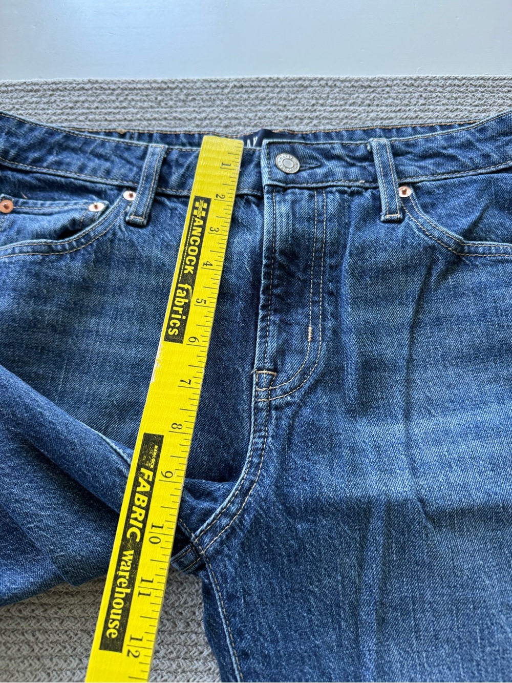 GAP Universal Slim Boyfriend Dark Blue Straight Leg Jeans Size 28 or 6R - Picture 5 of 9
